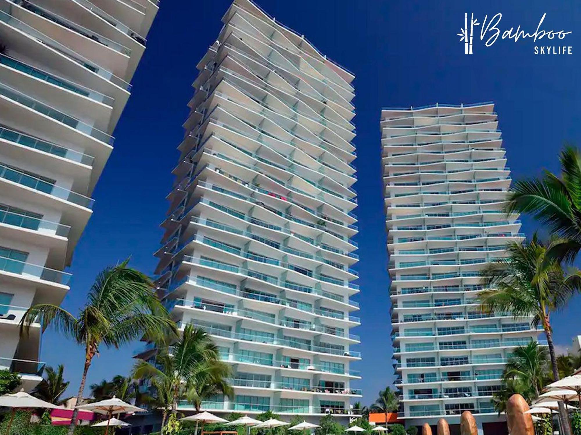 Icon Vallarta Beach Front By Bamboo Skylife プエルトバラータ エクステリア 写真